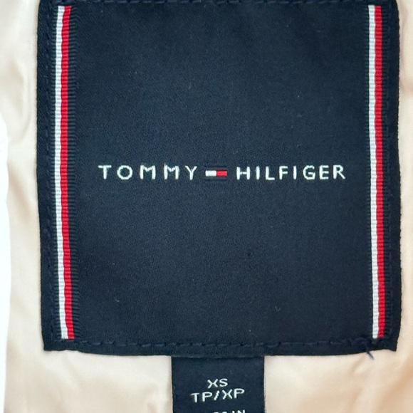 Tommy Hilfiger Oversize Beige Puffer Vest NWOT - Picture 10 of 10